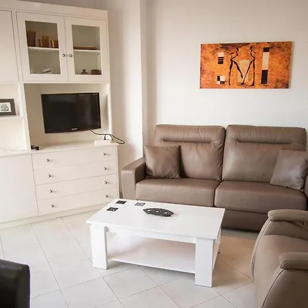 Skol 205a With Sea And Pool Views *