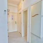 Skol 205a With Sea And Pool Views マルベーリャ