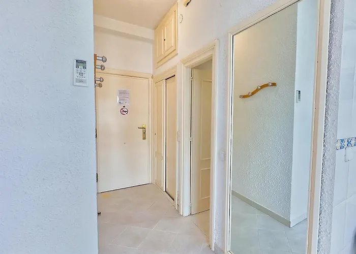 Skol 205a With Sea And Pool Views Marbella